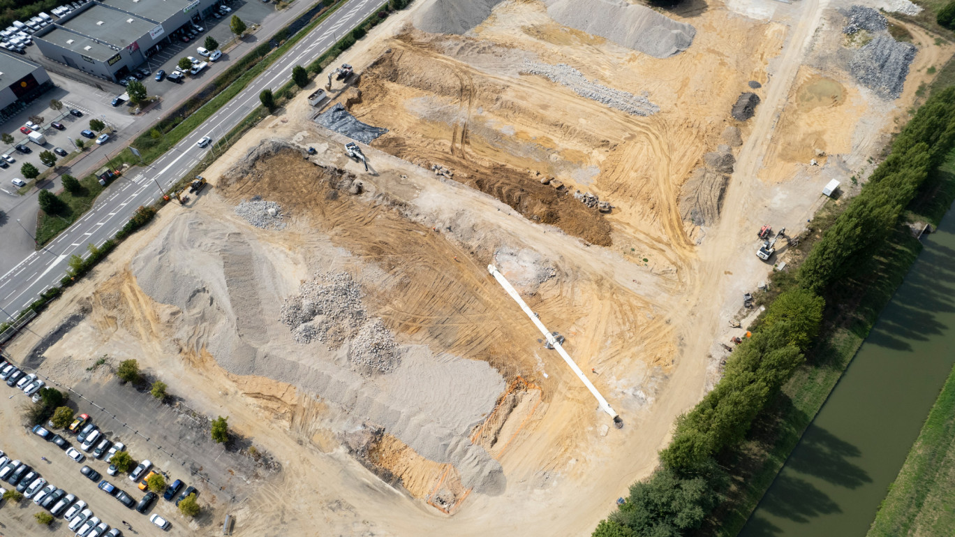 La déconstruction de la friche industrielle Nordéon touche à sa fin à Chalon-sur-Saône. Les sept hectares pourront accueillir une nouvelle activité dès 2025. (@Grand Chalon – Jean-Luc Petit)