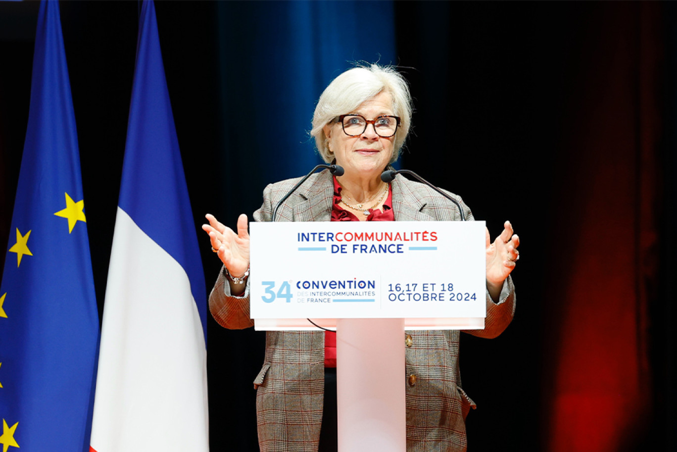 © Bruno Levy / Intercommunalités de France Catherine Vautrin, ministre du Partenariat avec les territoires et de la Décentralisation 